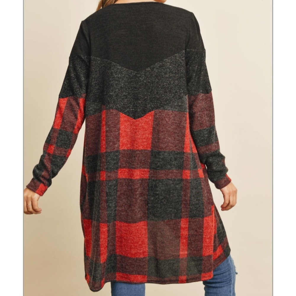 ❤️NEW M Red Gray Plaid V Color Block Cardigan Sweater - Picture 6 of 11